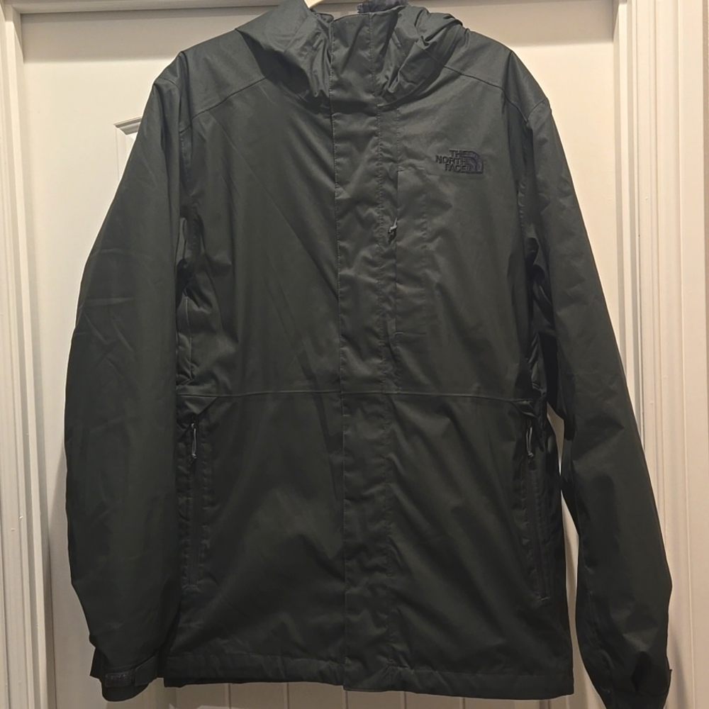 The North Face 3-In-One Jacket! Excellent Used Condition! Size Large